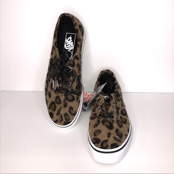 vans fuzzy leopard